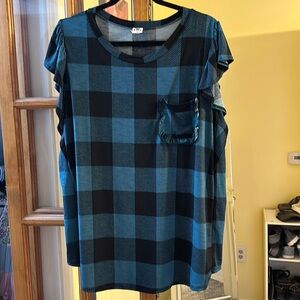 Plaid top